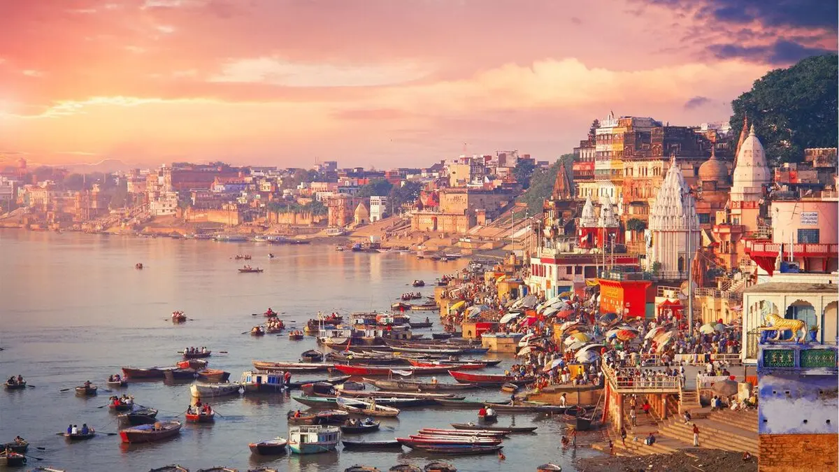 Golden Triangle and the Ganges City